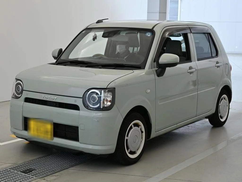 Daihatsu Mira Tocot LA550S 2021